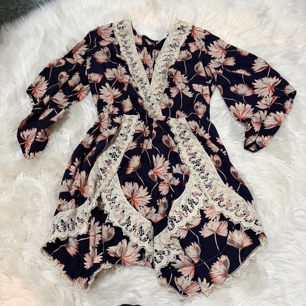 Illa Illa floral romper‎ size L